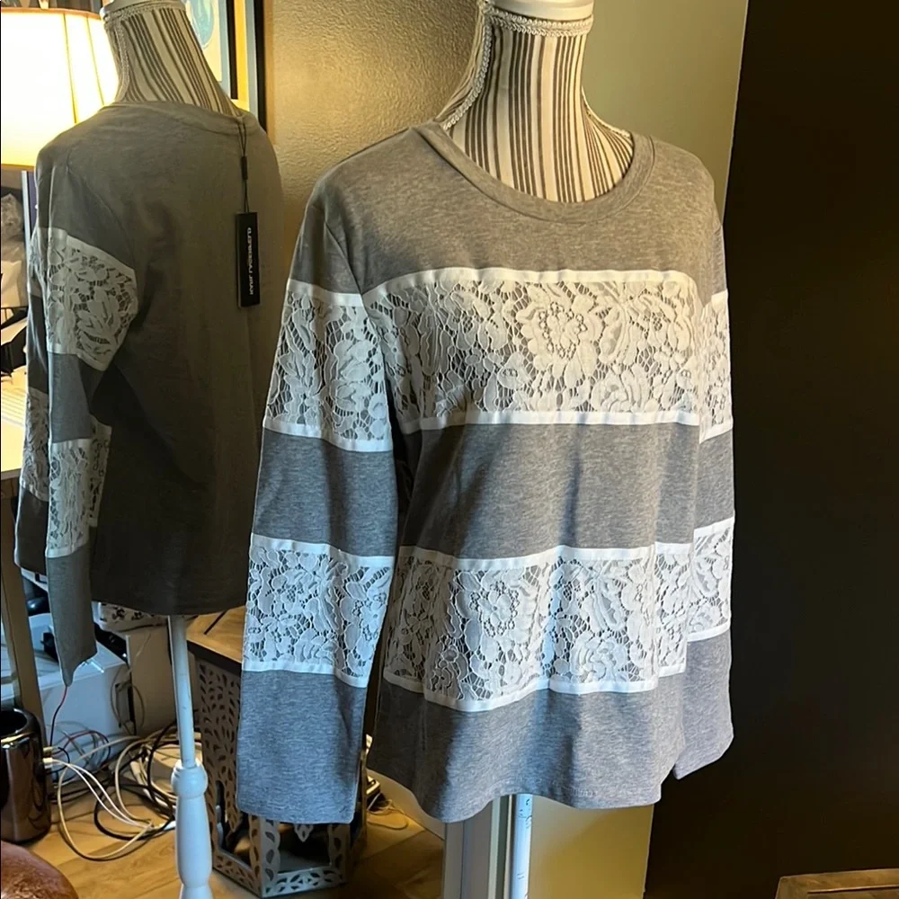 NWT. Karl Lagerfeld, size small, Gray and White Lace Panel Women's Top - Picture 10 of 13